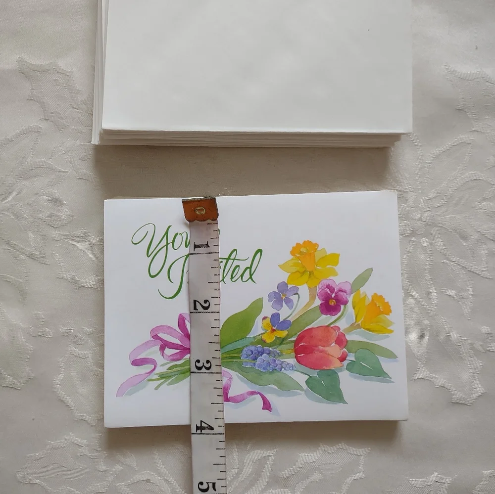 Flowers bouquet You're Invited 16 cards and matching envelopes